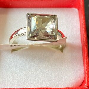 Silver one stone ring